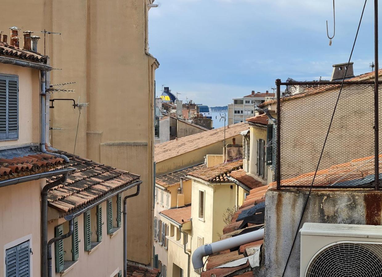 GregBnb - Centre Ancien - Studio Roof-Top - CLIMATISÉ - 5eme étage Toulon Buitenkant foto